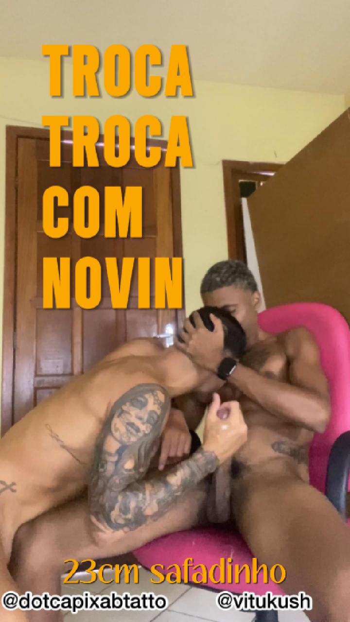CHAMEI PRA MAROLA E ELE FICOU DE PAU DURO