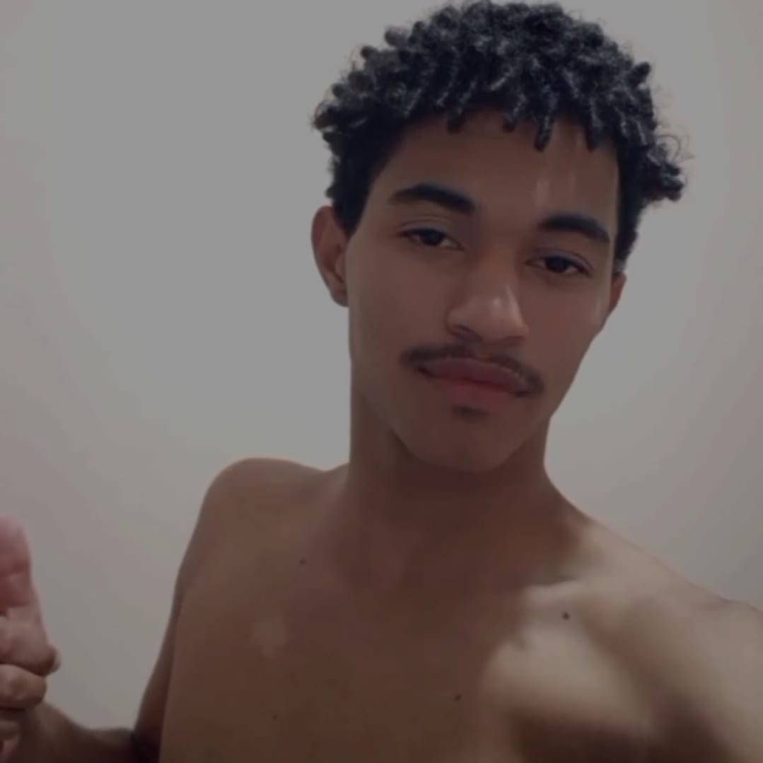 @kayronsivysk