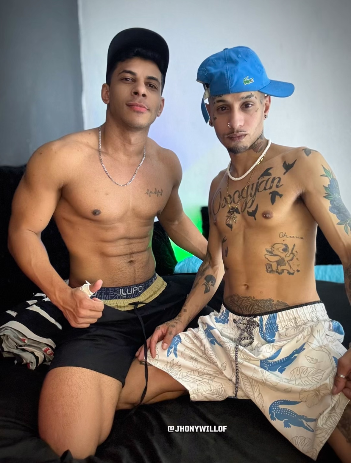 VIZINHO HÉTERO VEIO SE ALIVAR parte 1