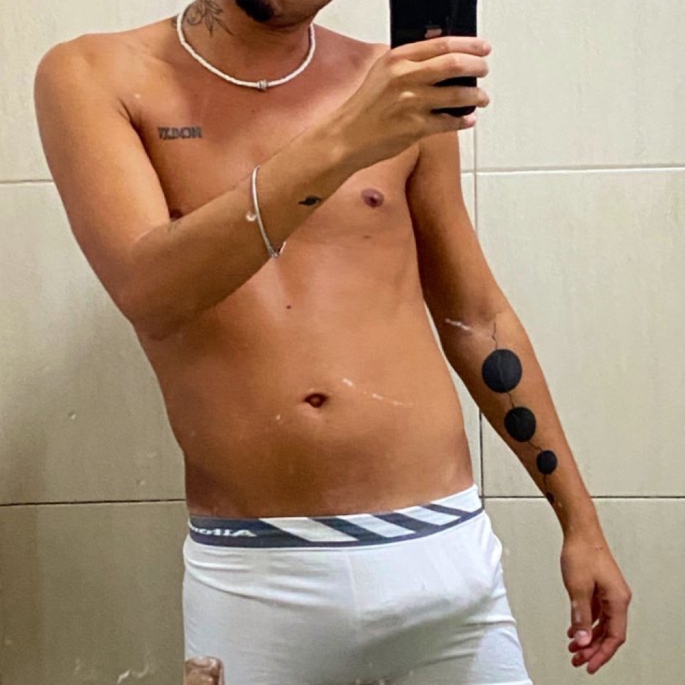 Novinho dot leia a bio