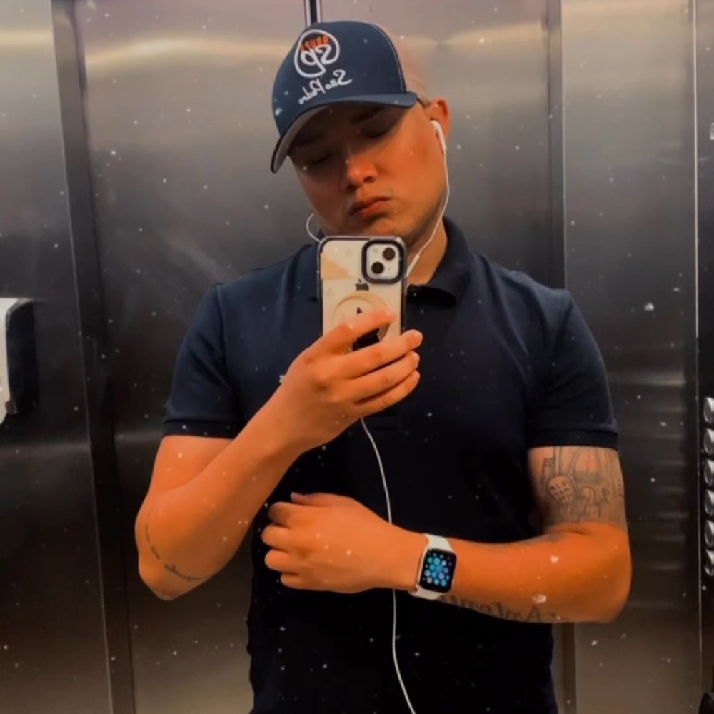 AlfaBooy - Ator pornô gay brasileiro HOTBOYS