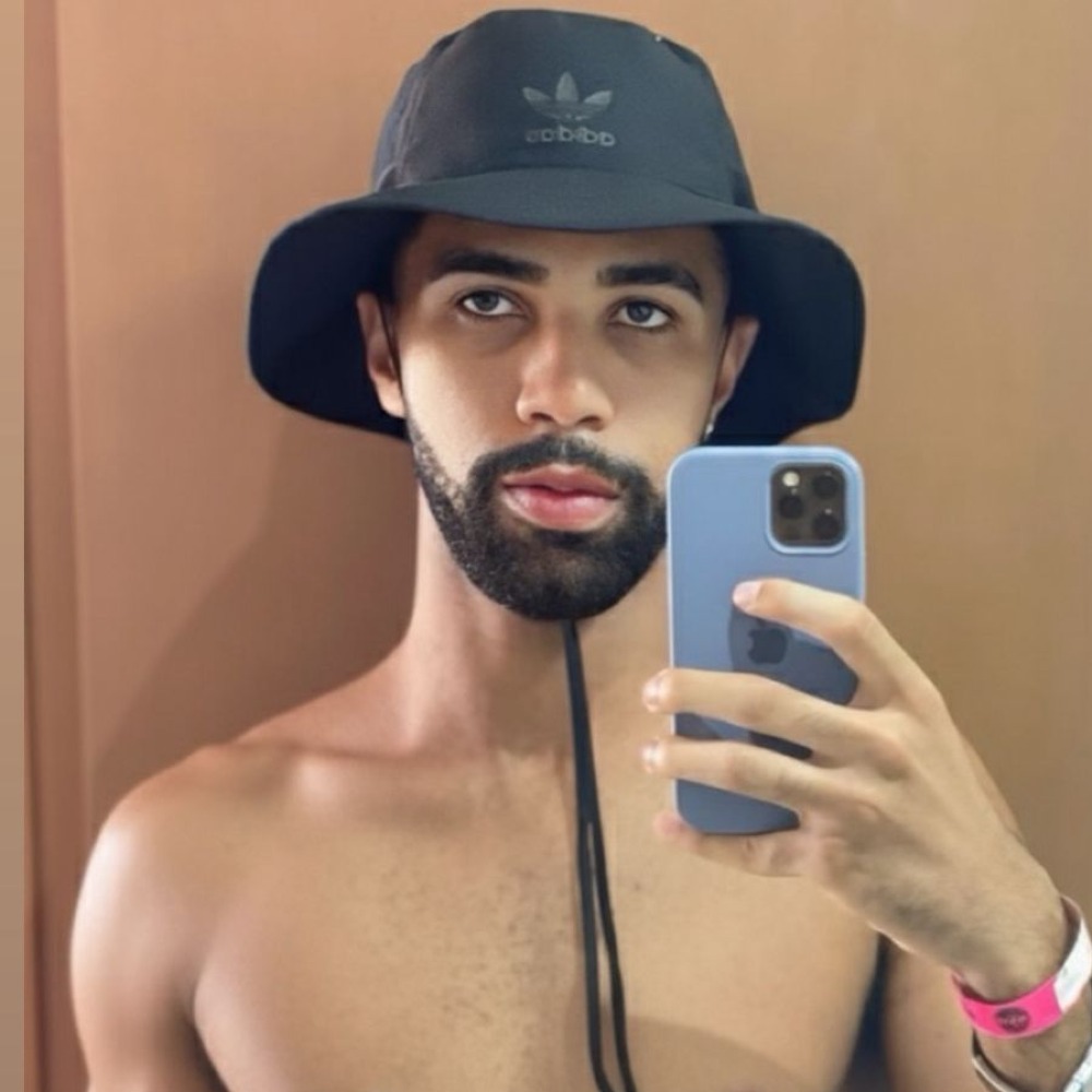 Pedro Skine - Ator pornô gay brasileiro HOTBOYS