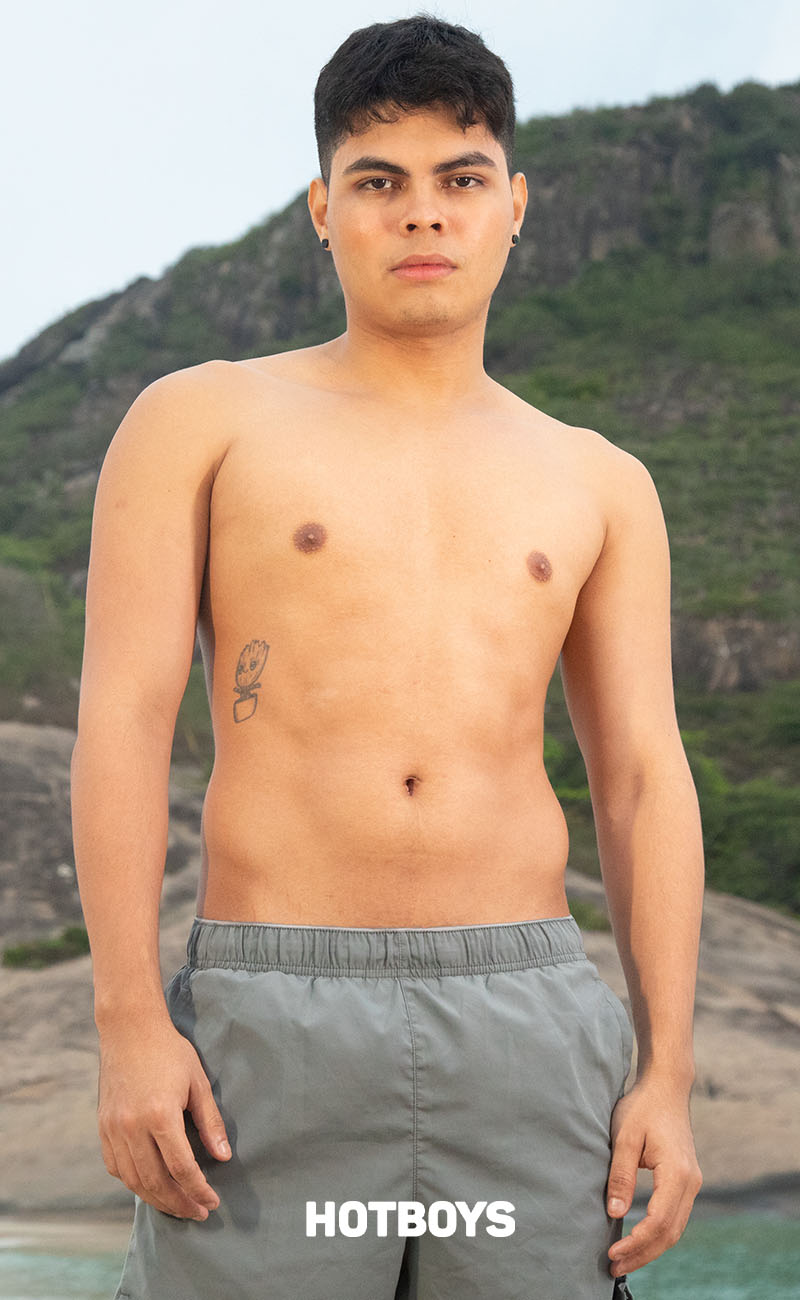 Andr Miilk - Ator pornô gay brasileiro