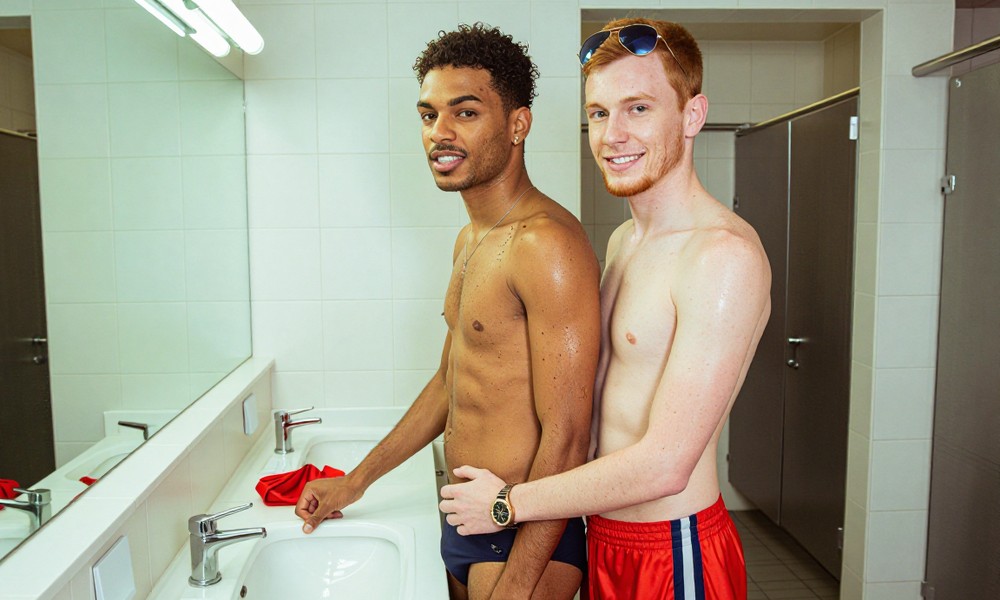 Pegação no banheiro do clube